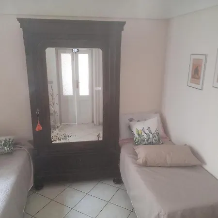 La Sartoria *
